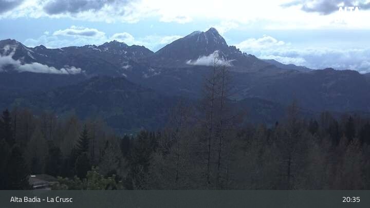 Archiv Foto Webcam Alta Badia: La Crusc