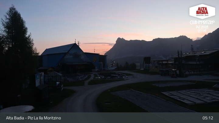 Archiv Foto Webcam Alta Badia - Piz La Ila