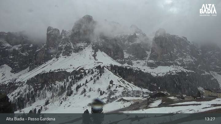 Archiv Foto Webcam Passo Gardena (Alta Badia)