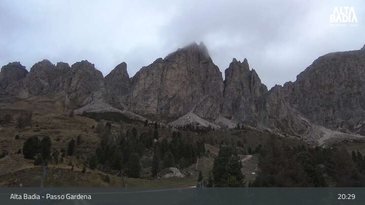 Archiv Foto Webcam Passo Gardena (Alta Badia)