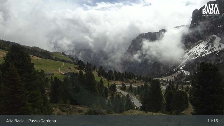 Archiv Foto Webcam Passo Gardena (Alta Badia)