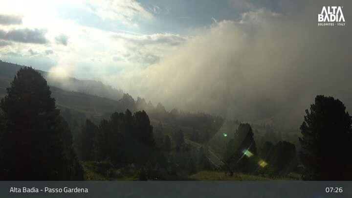 Archiv Foto Webcam Passo Gardena (Alta Badia)