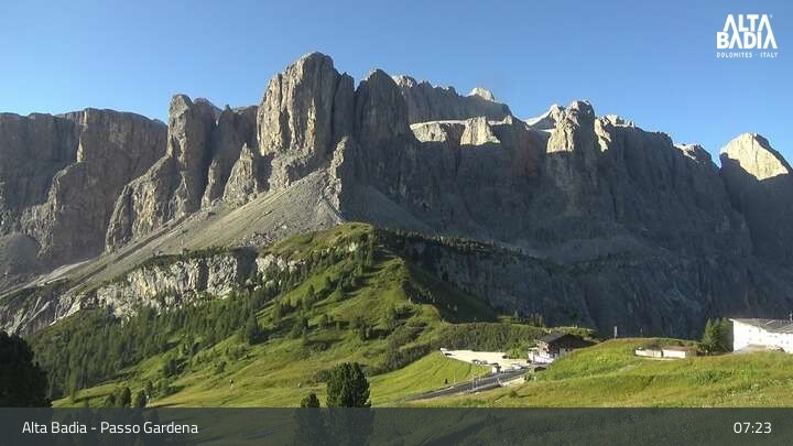 Archiv Foto Webcam Passo Gardena (Alta Badia)