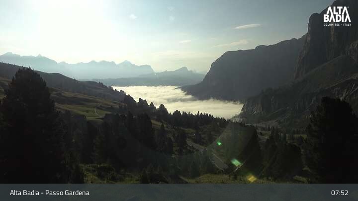 Archiv Foto Webcam Passo Gardena (Alta Badia)