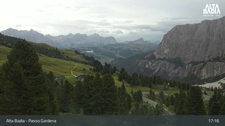 Archiv Foto Webcam Passo Gardena (Alta Badia)