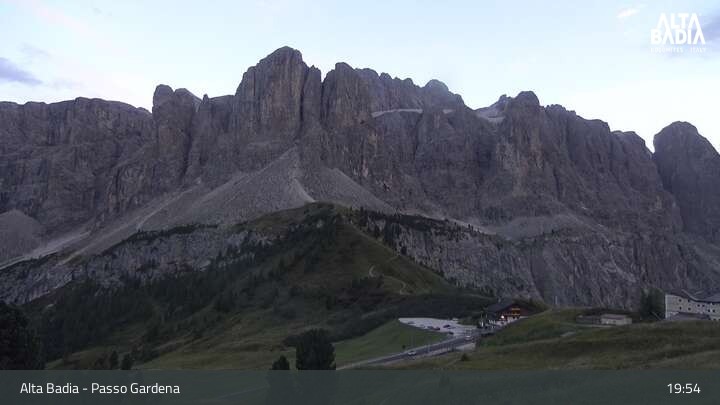 Archiv Foto Webcam Passo Gardena (Alta Badia)