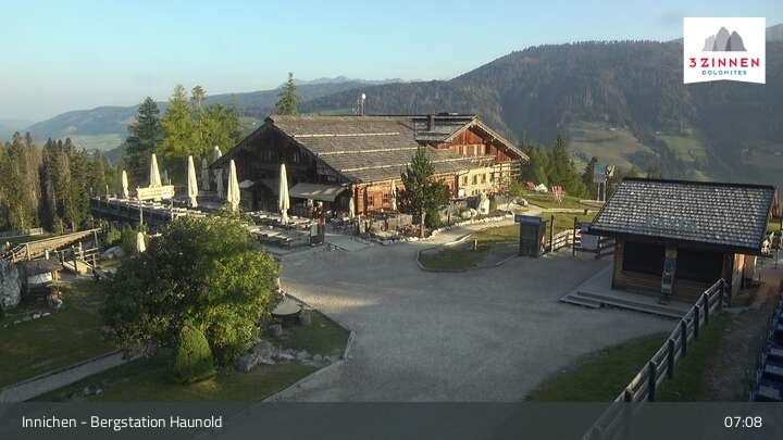 Archived image Webcam Innichen - Haunold Top Station