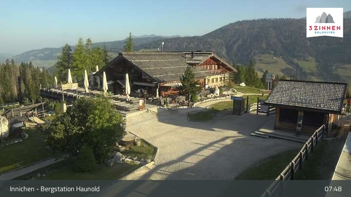 Archiv Foto Webcam Innichen - Bergstation Haunold