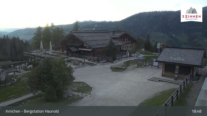 Archiv Foto Webcam Innichen - Bergstation Haunold