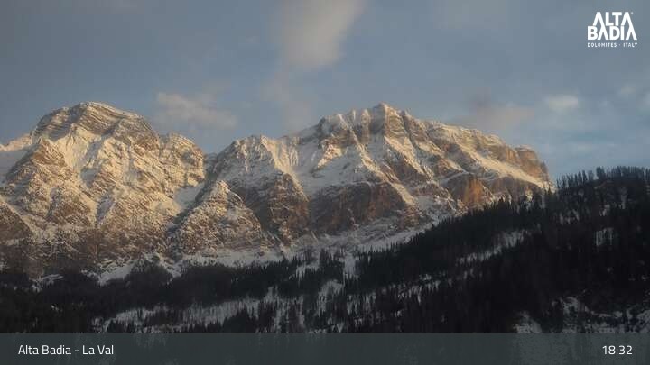 Archived image Webcam Alta Badia - Coz - Valley