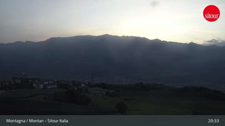 Archiv Foto Webcam Montagna / Montan (Sitour Italia)