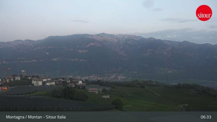 Archiv Foto Webcam Montagna / Montan (Sitour Italia)