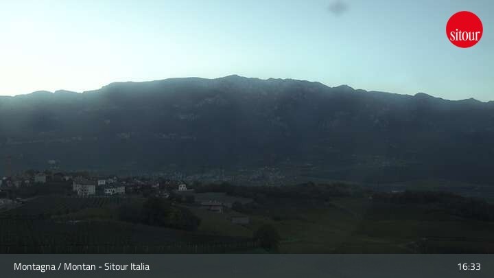 Archiv Foto Webcam Montagna / Montan (Sitour Italia)