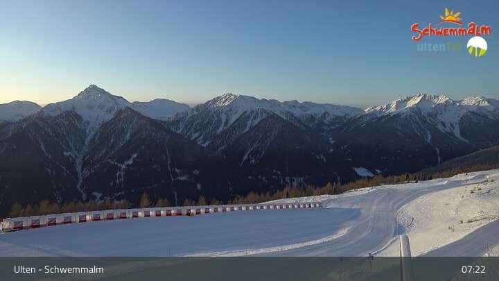 Archiv Foto Webcam Ulten - Schwemmalm Berg