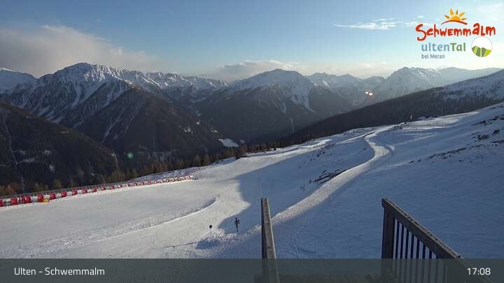 Archiv Foto Webcam Ulten - Schwemmalm Berg