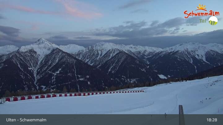 Archiv Foto Webcam Ulten - Schwemmalm Berg