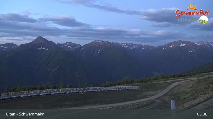 Archiv Foto Webcam Ulten - Schwemmalm Berg