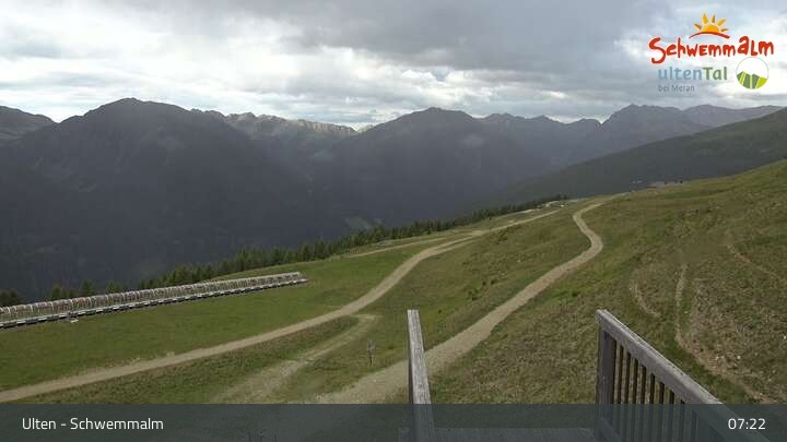 Archiv Foto Webcam Ulten - Schwemmalm Berg