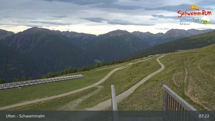 Archiv Foto Webcam Ulten - Schwemmalm Berg