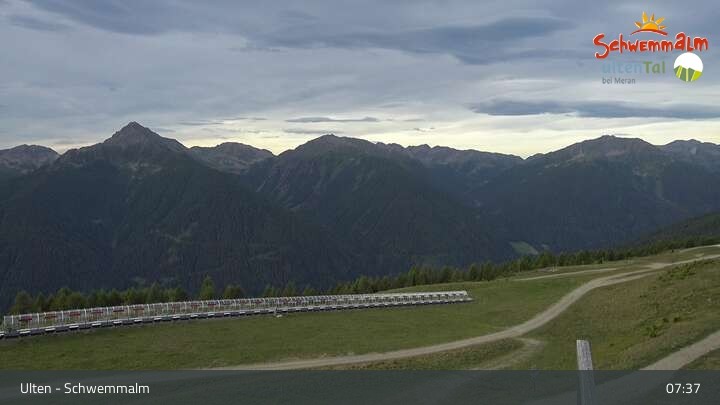 Archiv Foto Webcam Ulten - Schwemmalm Berg