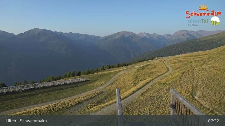 Archiv Foto Webcam Ulten - Schwemmalm Berg