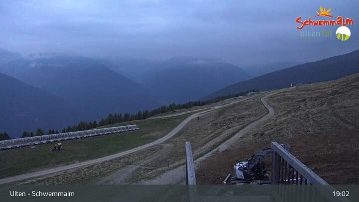 Archiv Foto Webcam Ulten - Schwemmalm Berg
