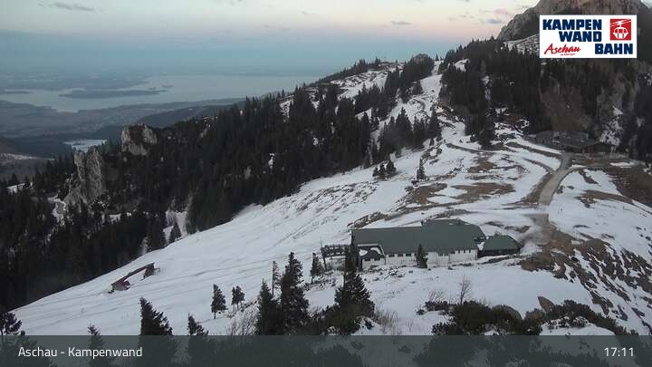 Archiv Foto Webcam Bergstation Kampenwandbahn