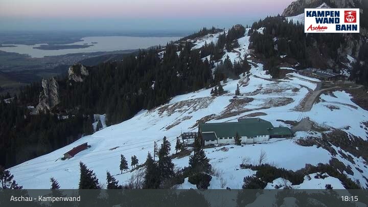 Archiv Foto Webcam Bergstation Kampenwandbahn