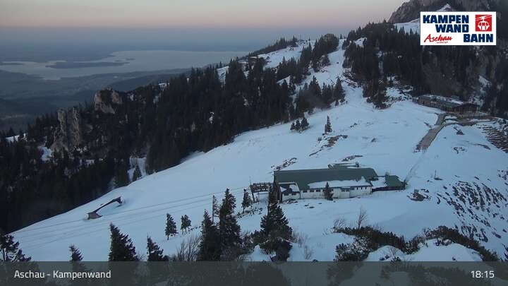 Archived image Webcam Top station Kampenwandbahn