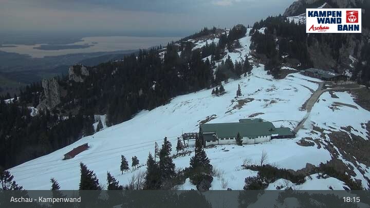 Archiv Foto Webcam Bergstation Kampenwandbahn