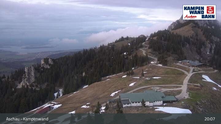 Archived image Webcam Top station Kampenwandbahn