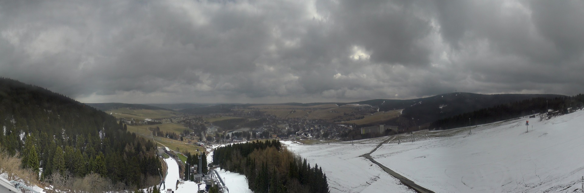 Archiv Foto Webcam Oberwiesenthal - Ausblick vom Fichtelberg