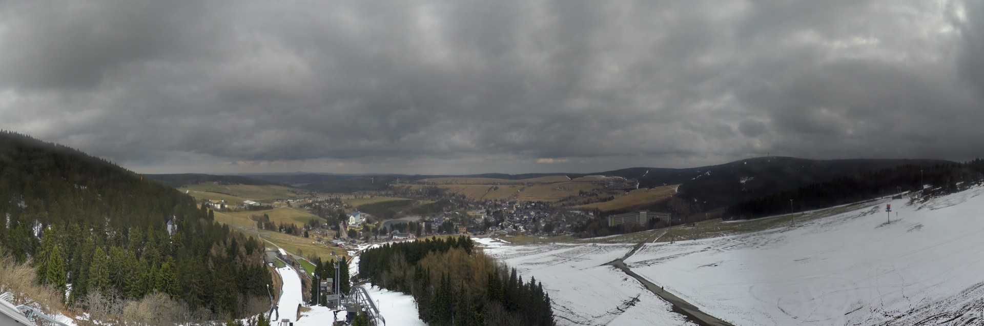 Archiv Foto Webcam Oberwiesenthal - Ausblick vom Fichtelberg