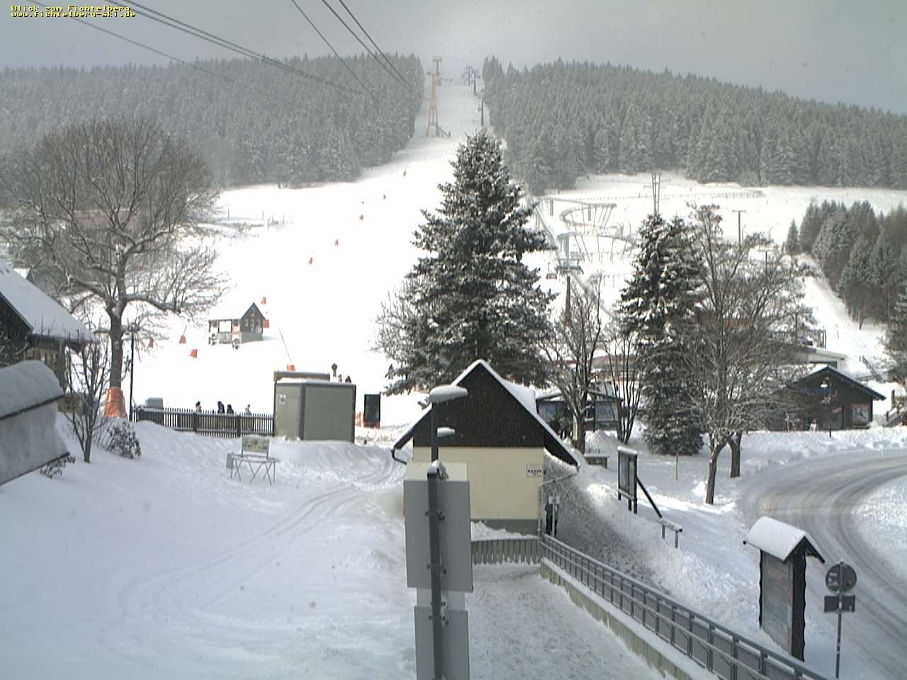 Archiv Foto Webcam Schwebebahn-Talstation