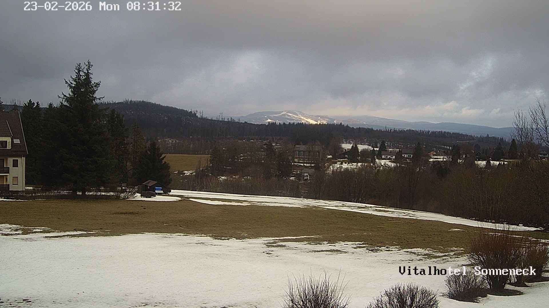 Archiv Foto Webcam Braunlage-Hohegeiß: Blick über das Tal