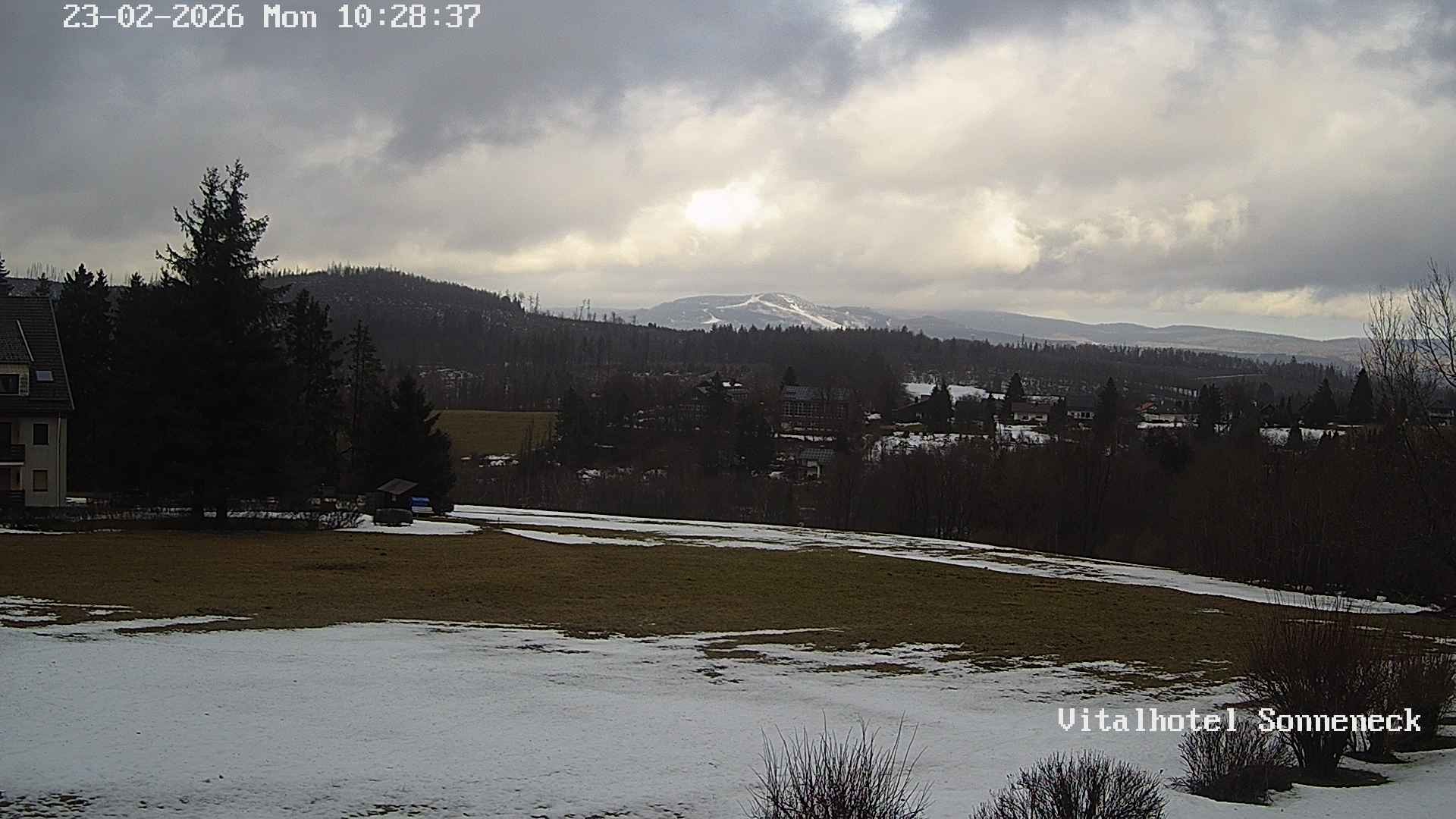 Archiv Foto Webcam Braunlage-Hohegeiß: Blick über das Tal