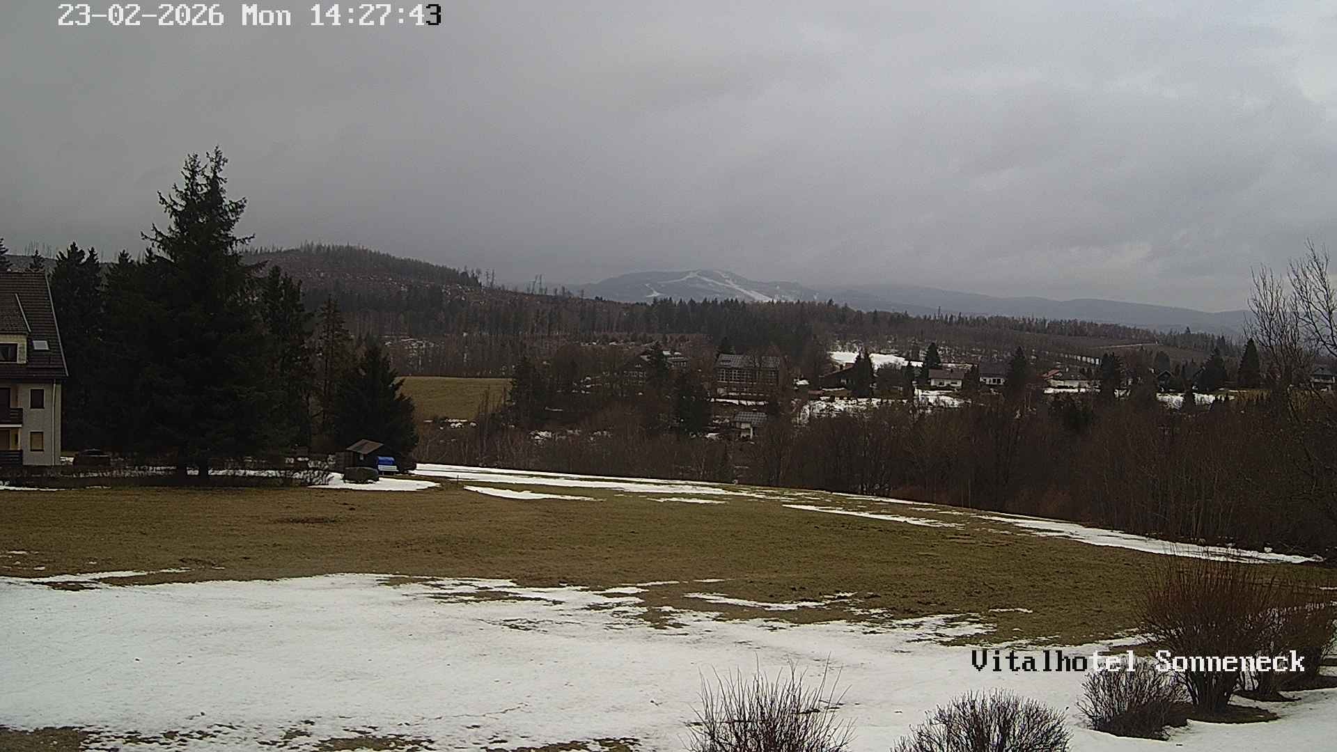 Archiv Foto Webcam Braunlage-Hohegeiß: Blick über das Tal