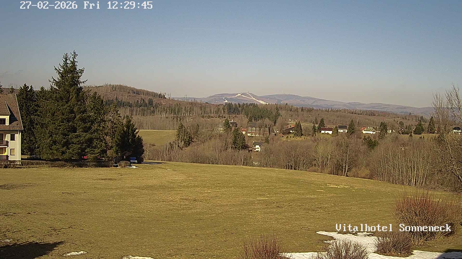 Archiv Foto Webcam Braunlage-Hohegeiß: Blick über das Tal