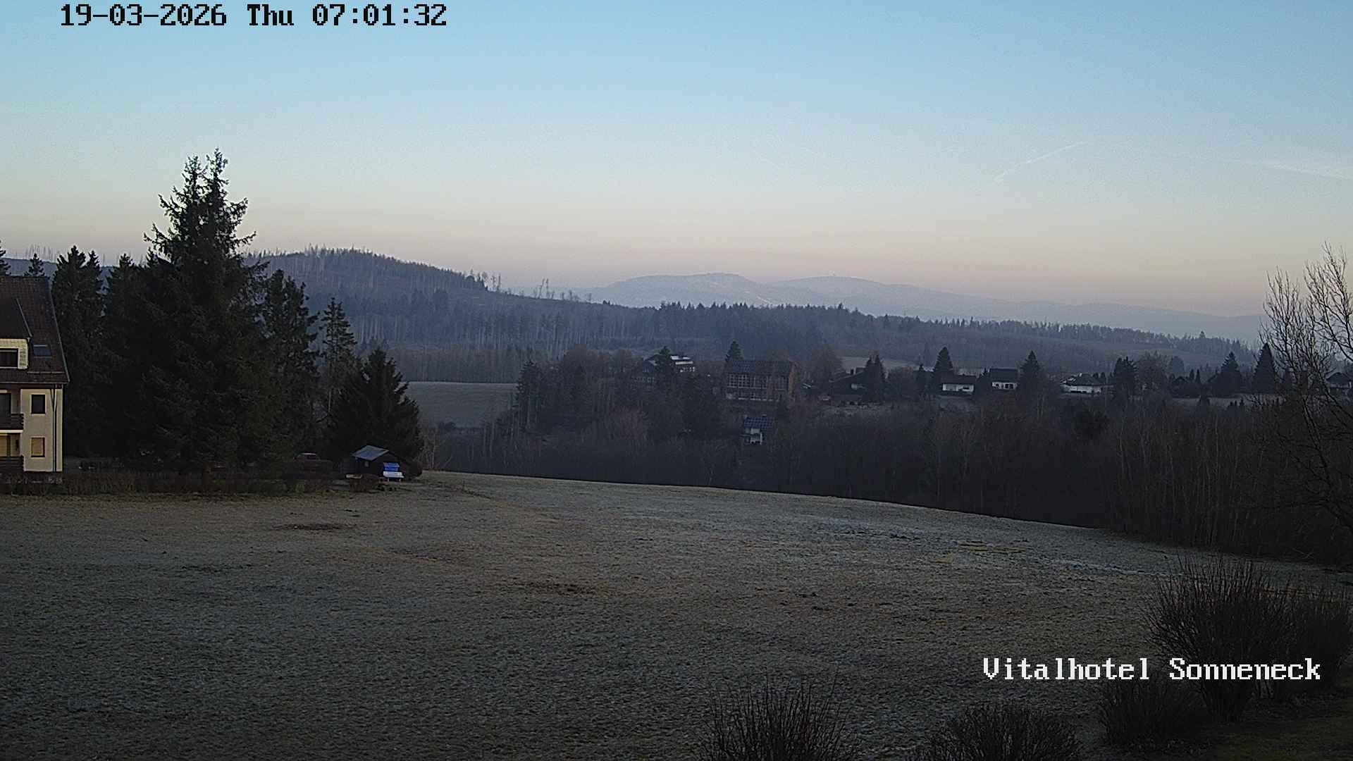 Archiv Foto Webcam Braunlage-Hohegeiß: Blick über das Tal