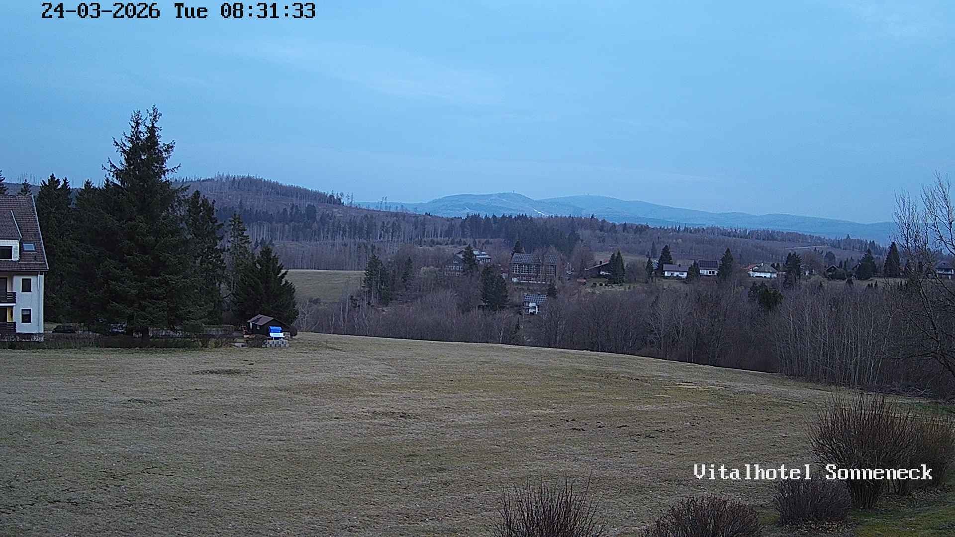 Archiv Foto Webcam Braunlage-Hohegeiß: Blick über das Tal