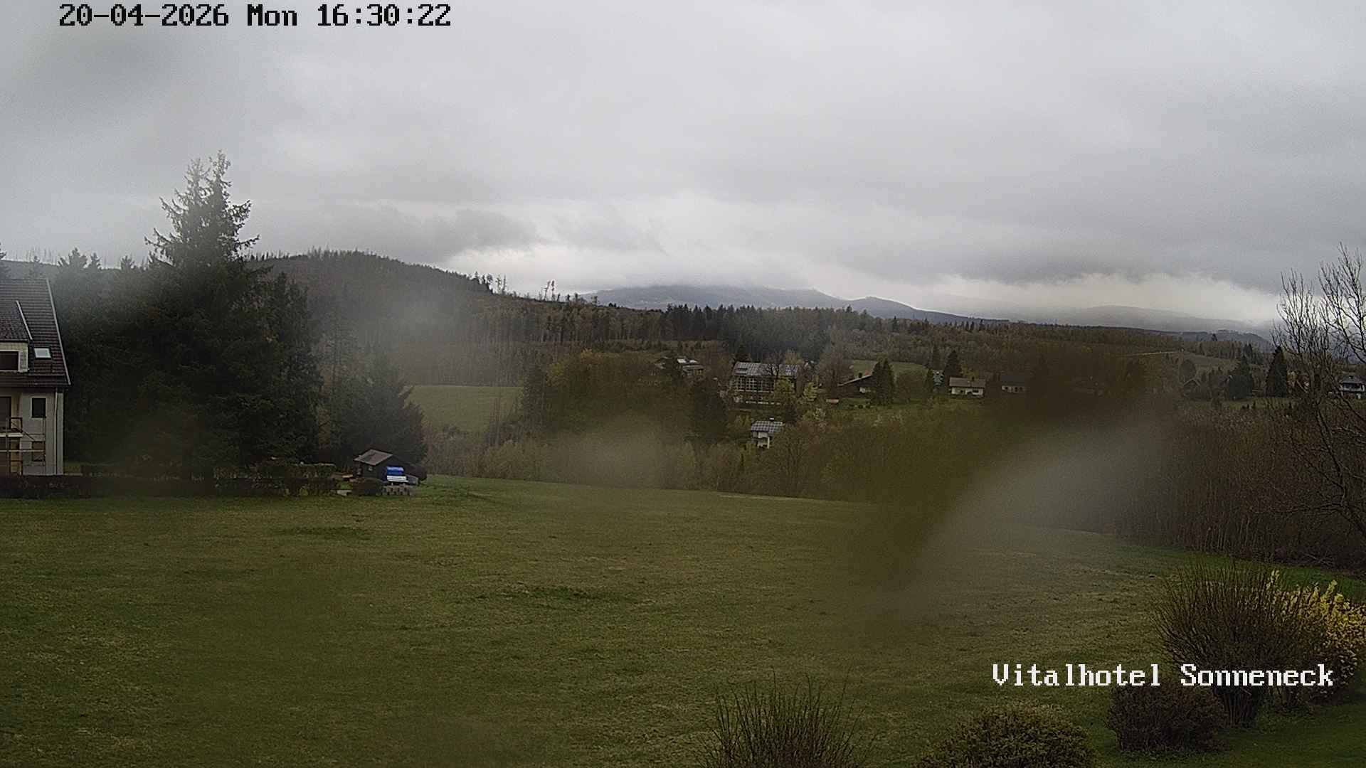 Archiv Foto Webcam Braunlage-Hohegeiß: Blick über das Tal