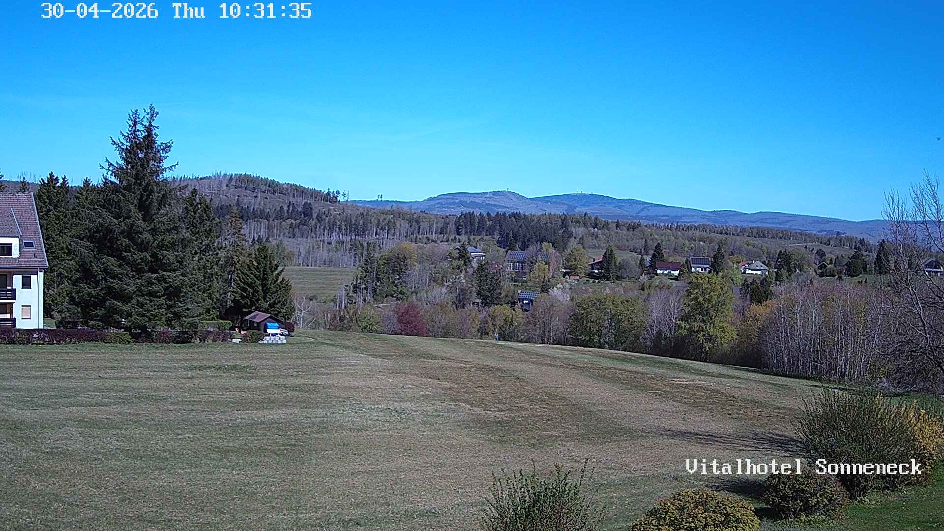 Archiv Foto Webcam Braunlage-Hohegeiß: Blick über das Tal
