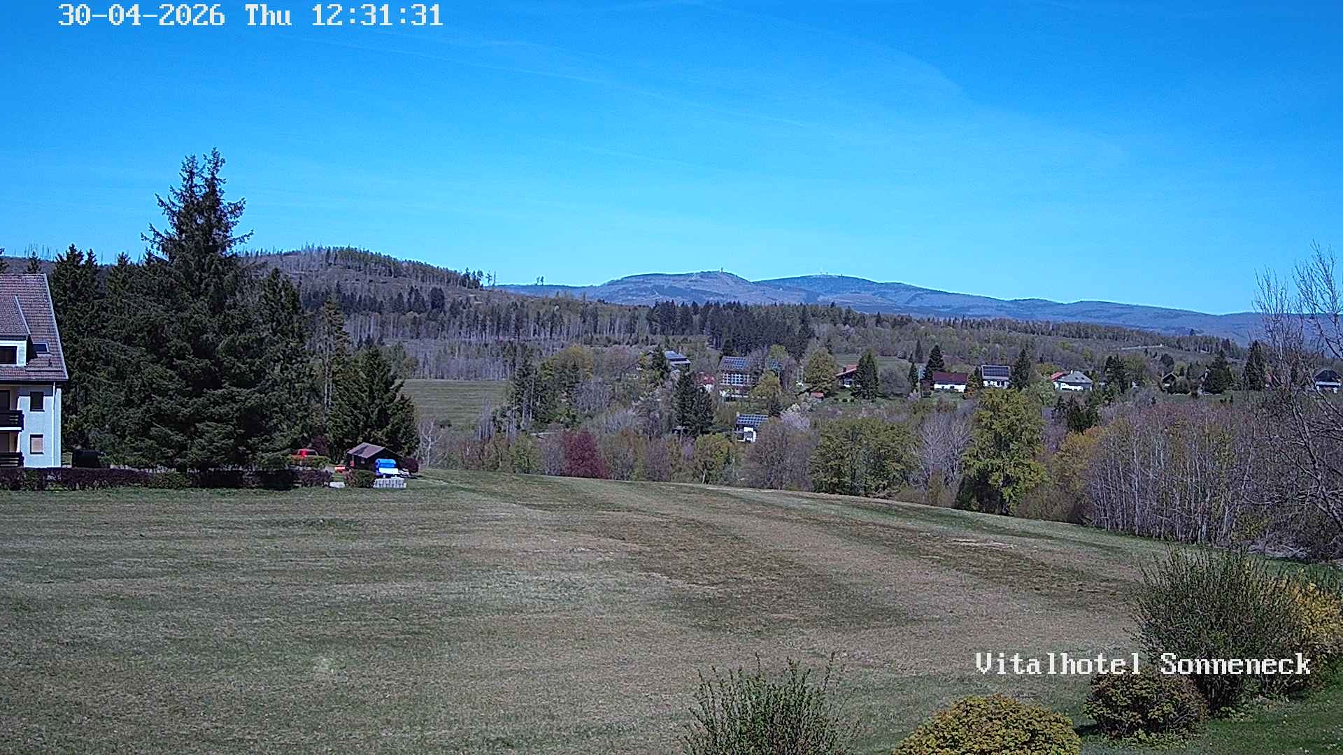 Archiv Foto Webcam Braunlage-Hohegeiß: Blick über das Tal