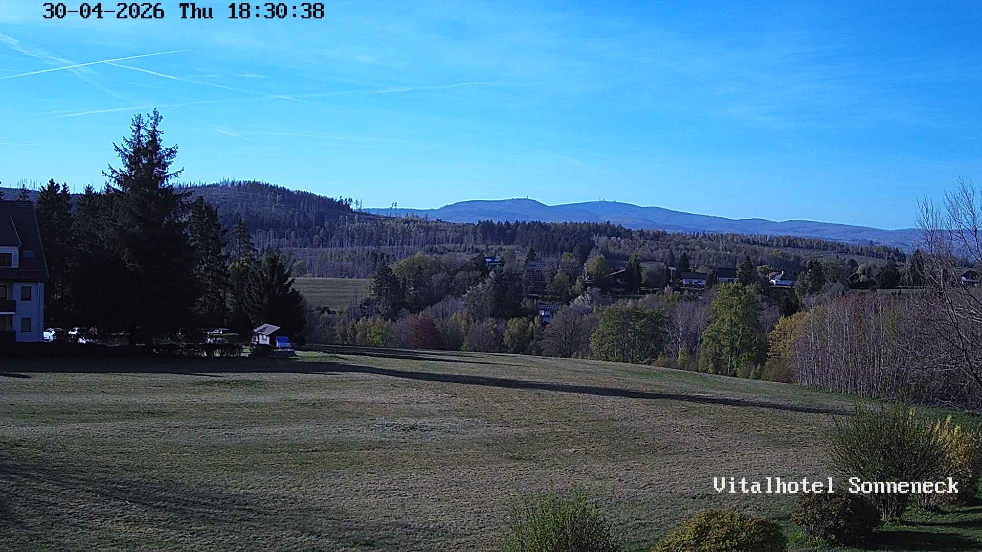 Archiv Foto Webcam Braunlage-Hohegeiß: Blick über das Tal