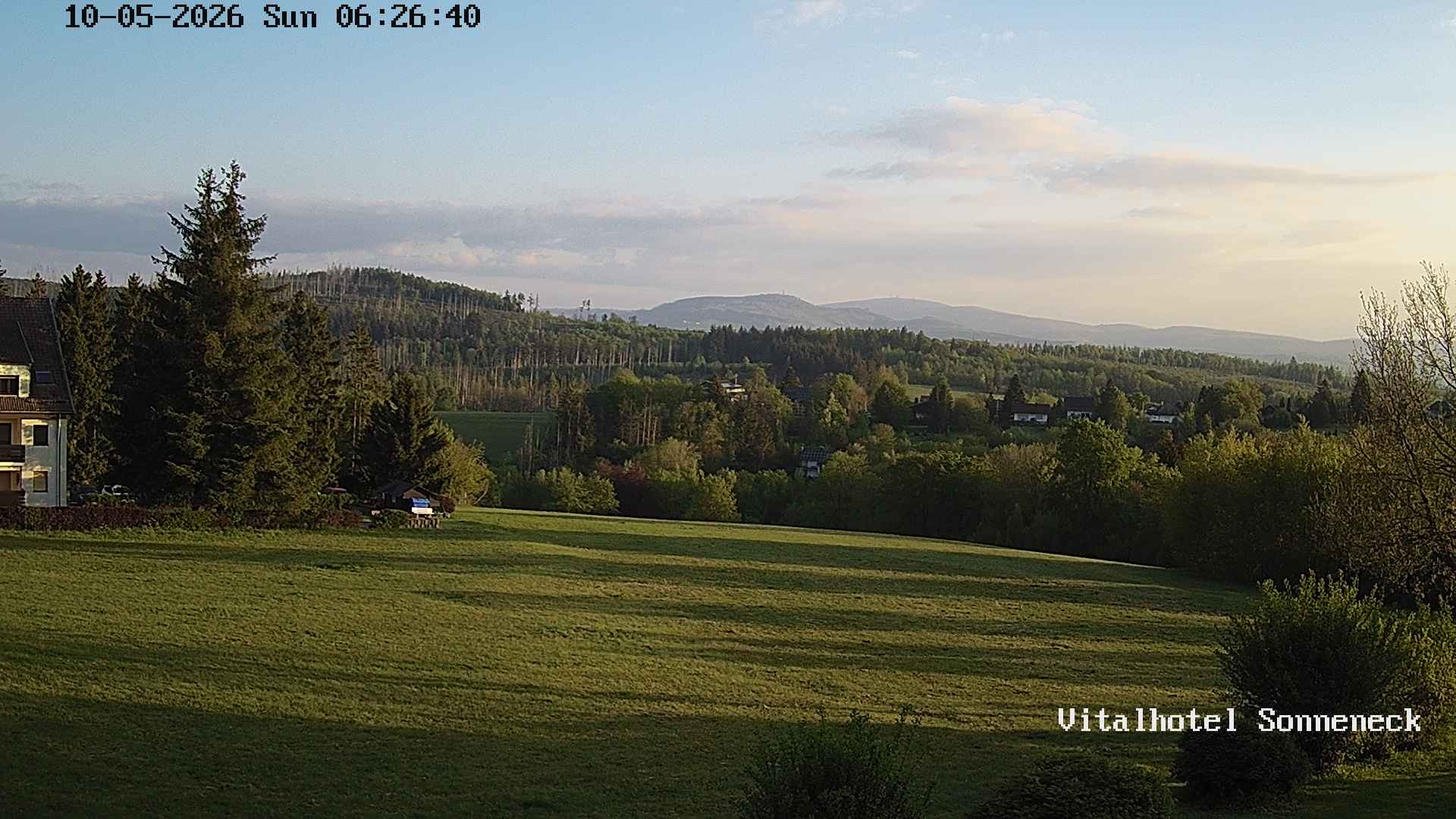 Archiv Foto Webcam Braunlage-Hohegeiß: Blick über das Tal