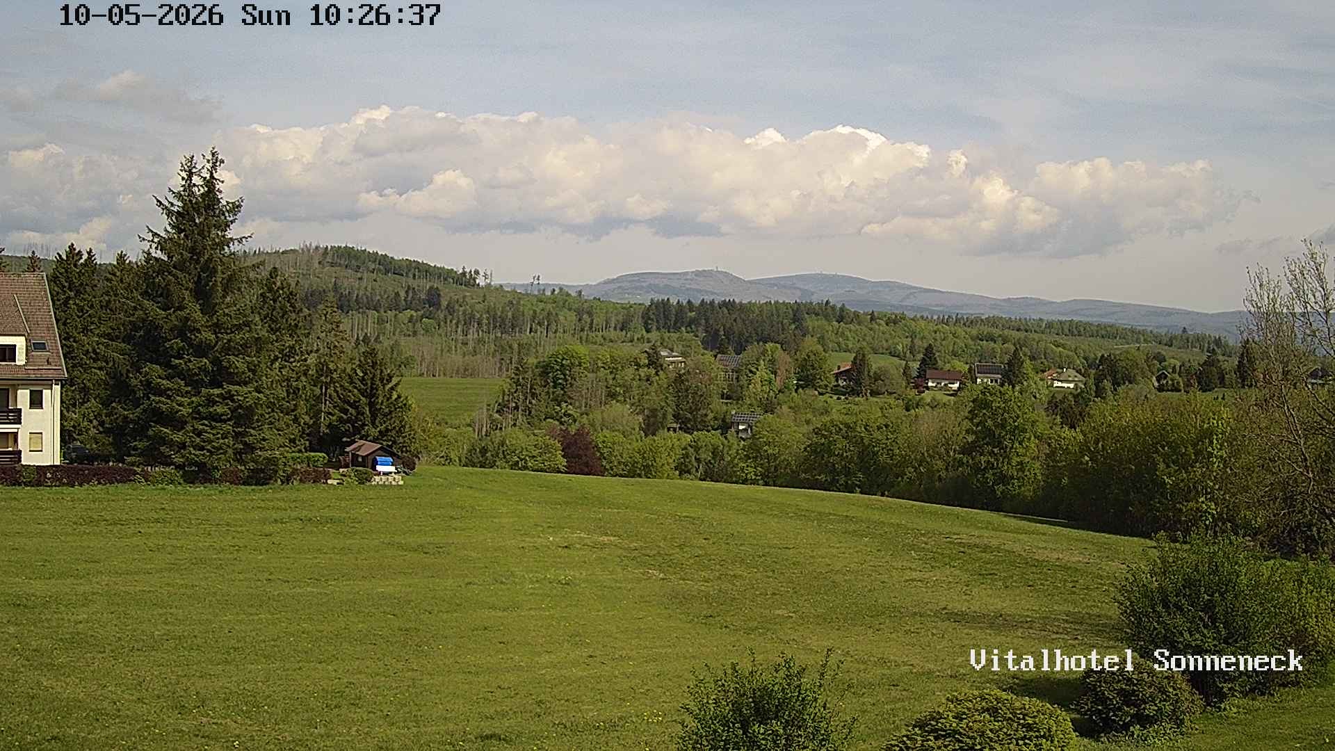 Archiv Foto Webcam Braunlage-Hohegeiß: Blick über das Tal