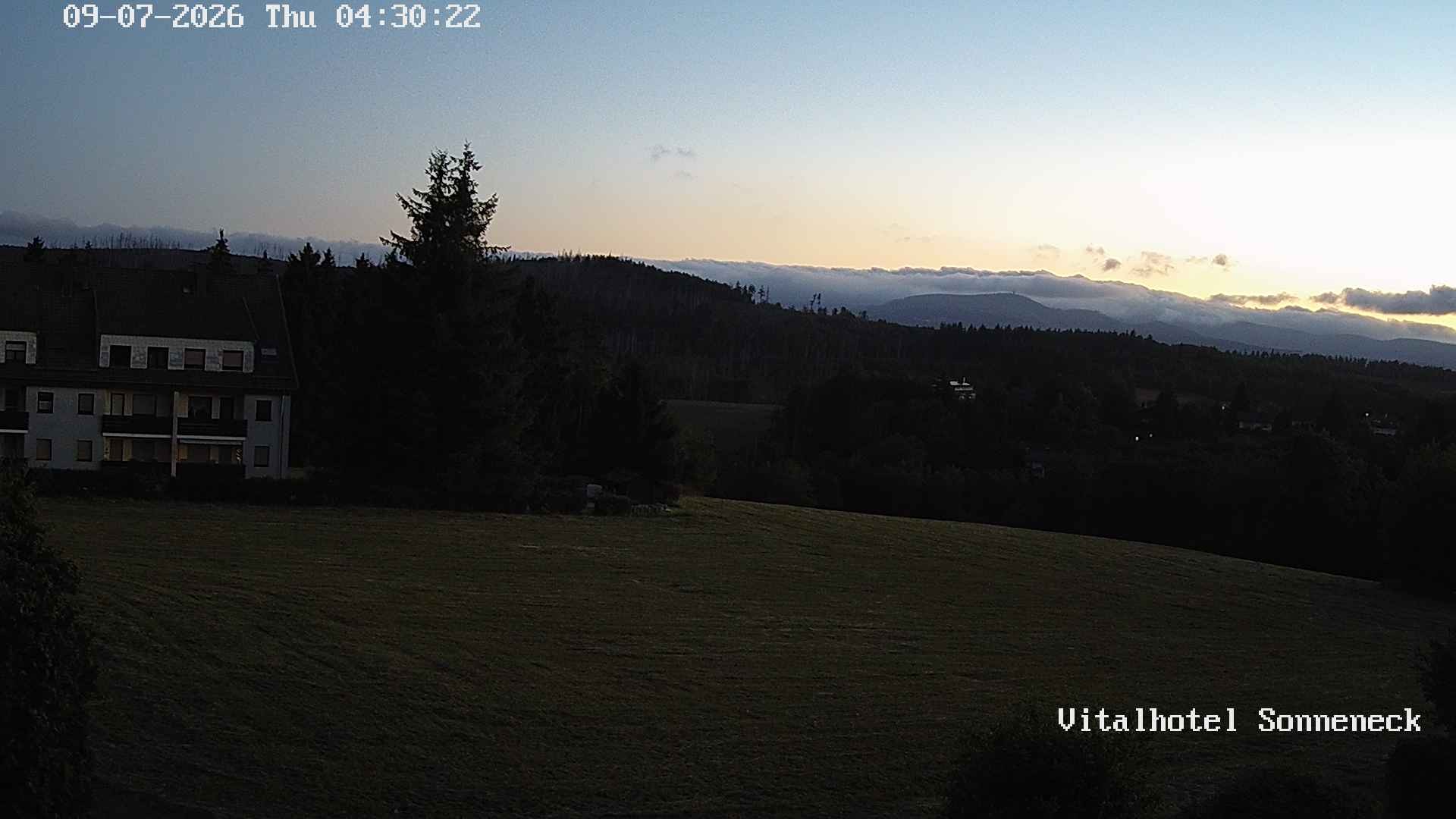 Archiv Foto Webcam Braunlage-Hohegeiß: Blick über das Tal
