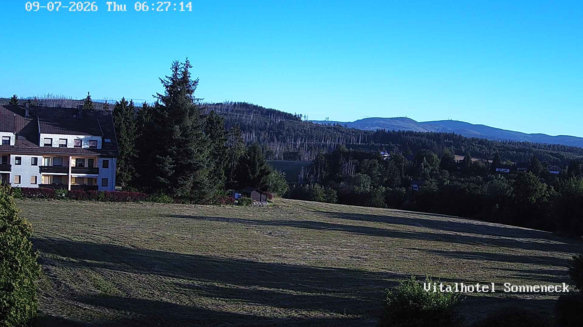 Archiv Foto Webcam Braunlage-Hohegeiß: Blick über das Tal