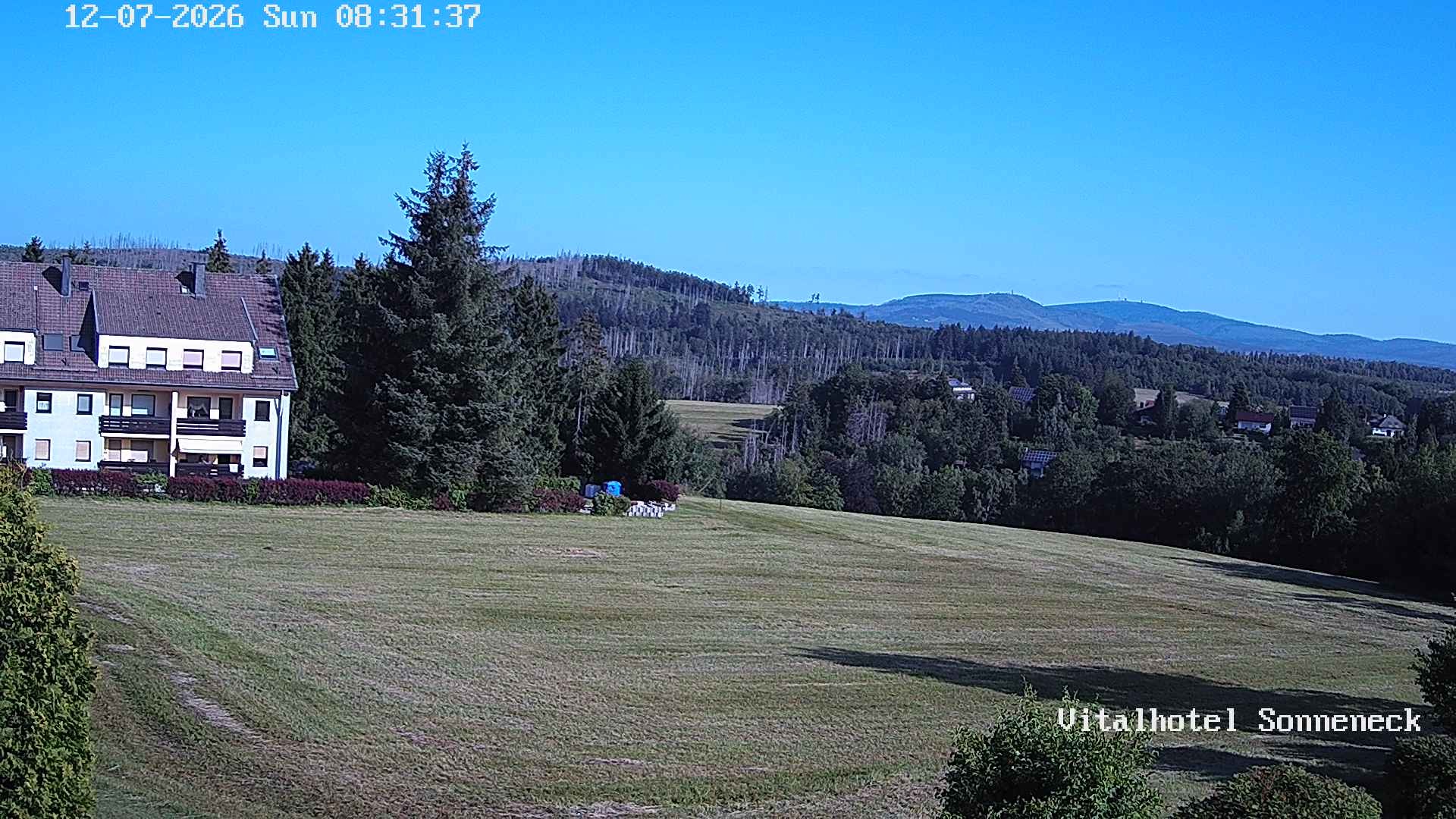 Archiv Foto Webcam Braunlage-Hohegeiß: Blick über das Tal