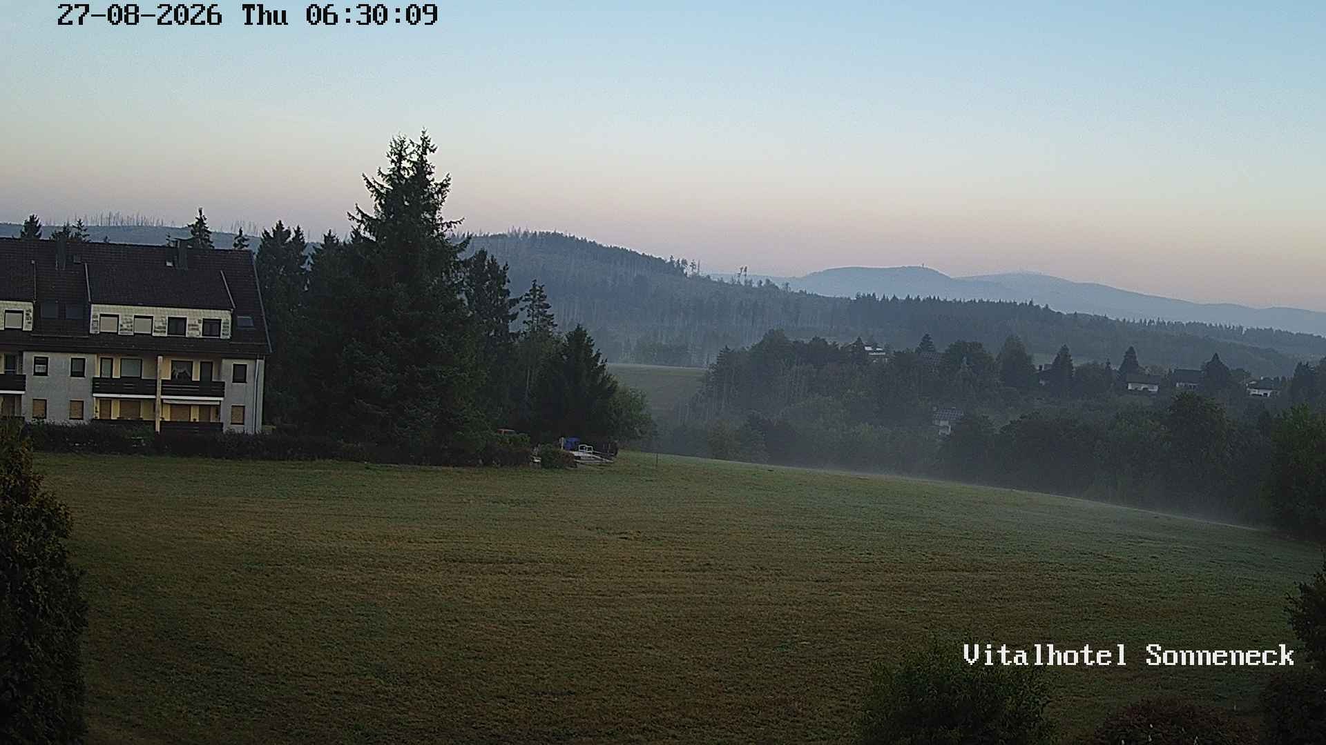 Archiv Foto Webcam Braunlage-Hohegeiß: Blick über das Tal